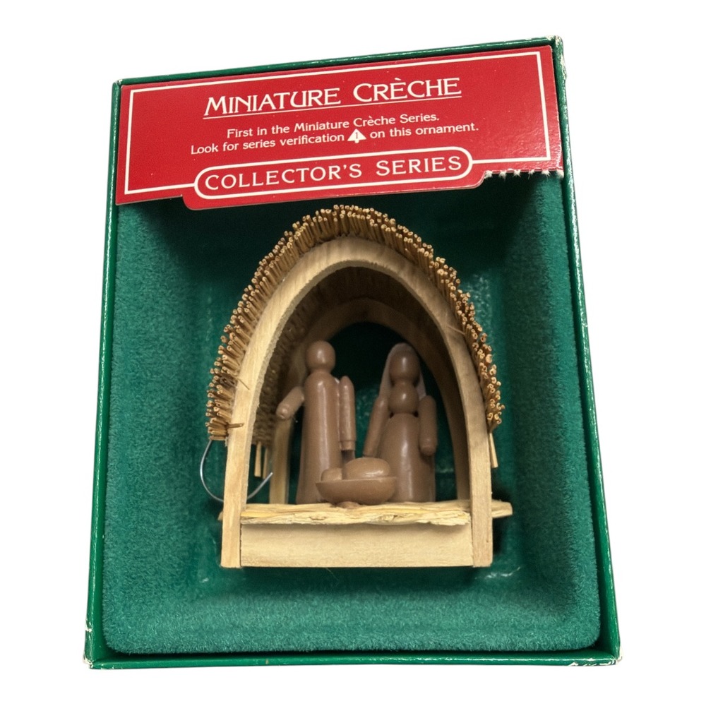 Hallmark Keepsake Ornament Miniature Creche #1 Nativity Manger Jesus 1985 EUC